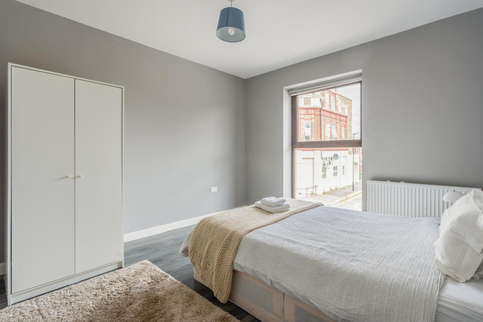 Modern Double Room With Shared Bathroom Лондон Екстер'єр фото